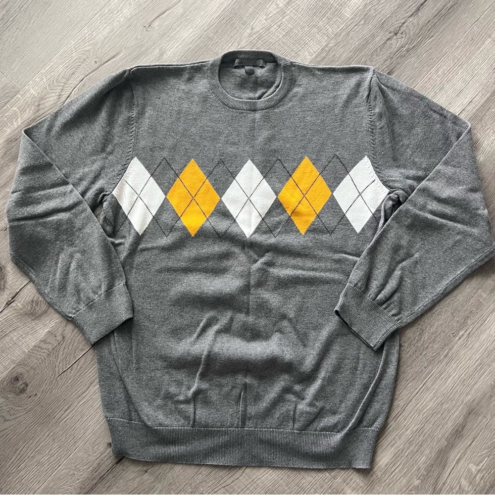 Old Navy Argyle Sweater - Mens - Gray